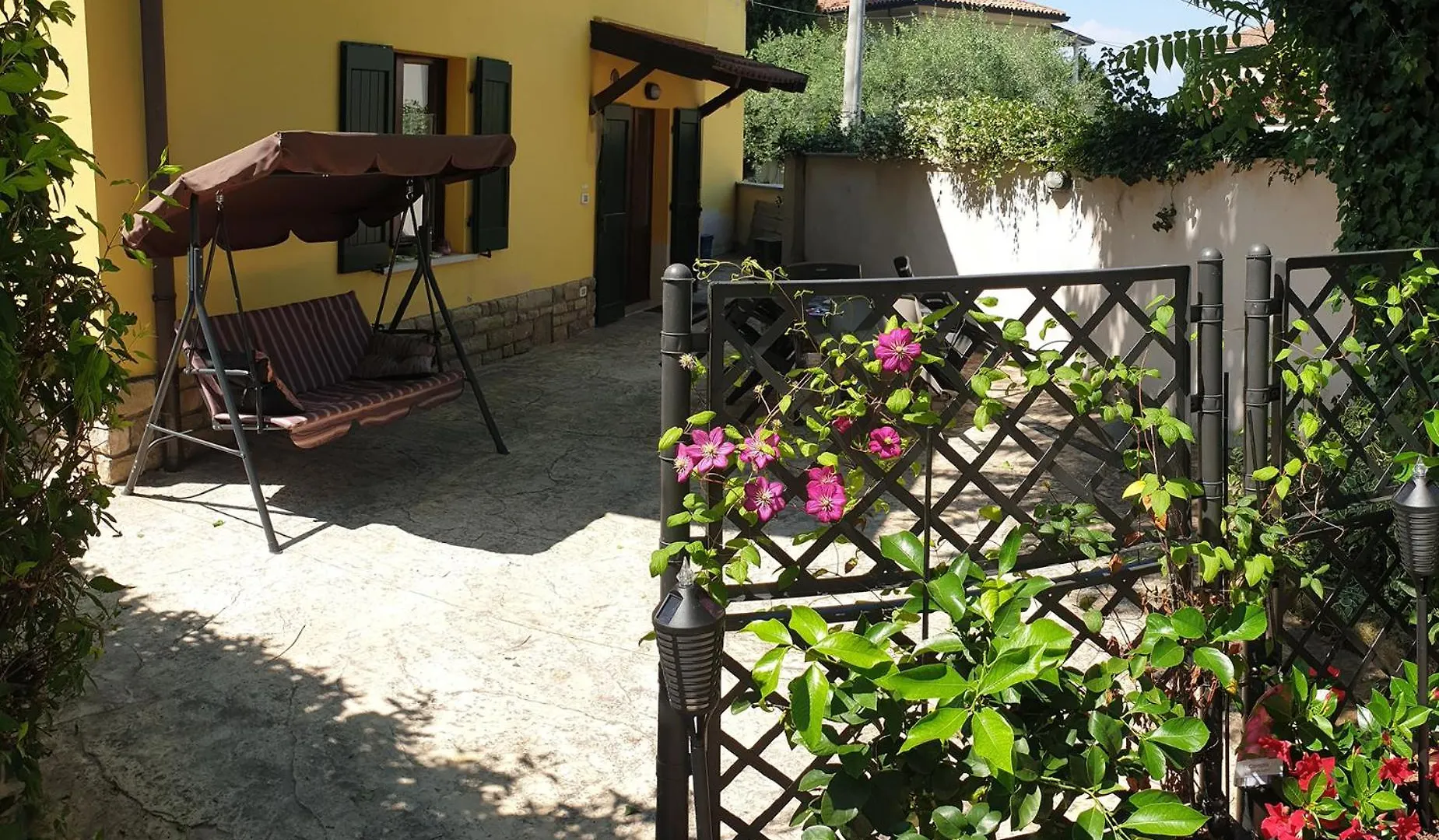 Casa Vacanza & Suite Joy Пескьера-дель-Гарда 0*,